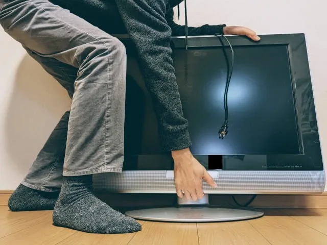 古いテレビの不用品回収はどうする？費用や手順、業者選びまで徹底解説！