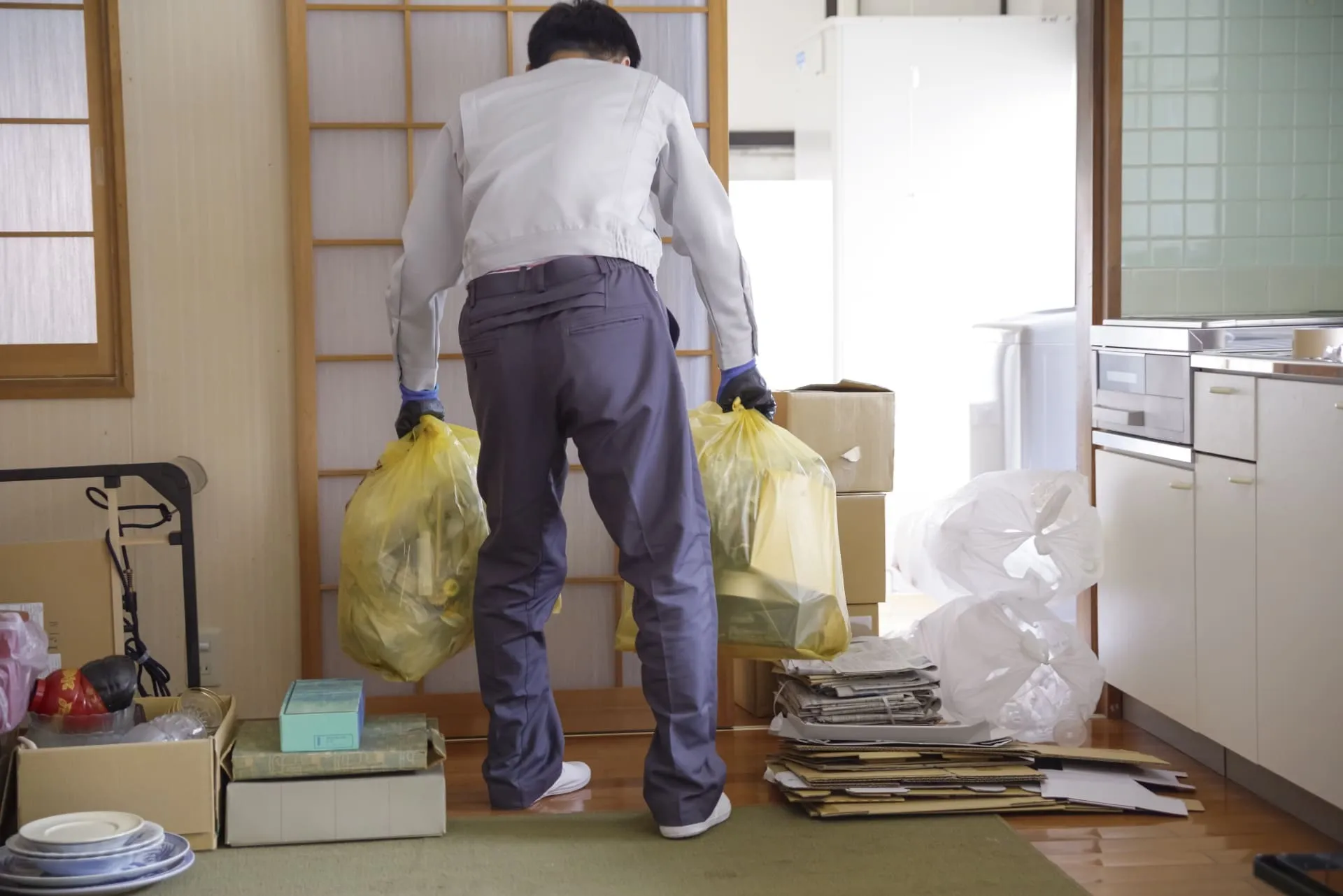 府中市でゴミ屋敷清掃を依頼するには?サービス内容と業者の選び方について解説