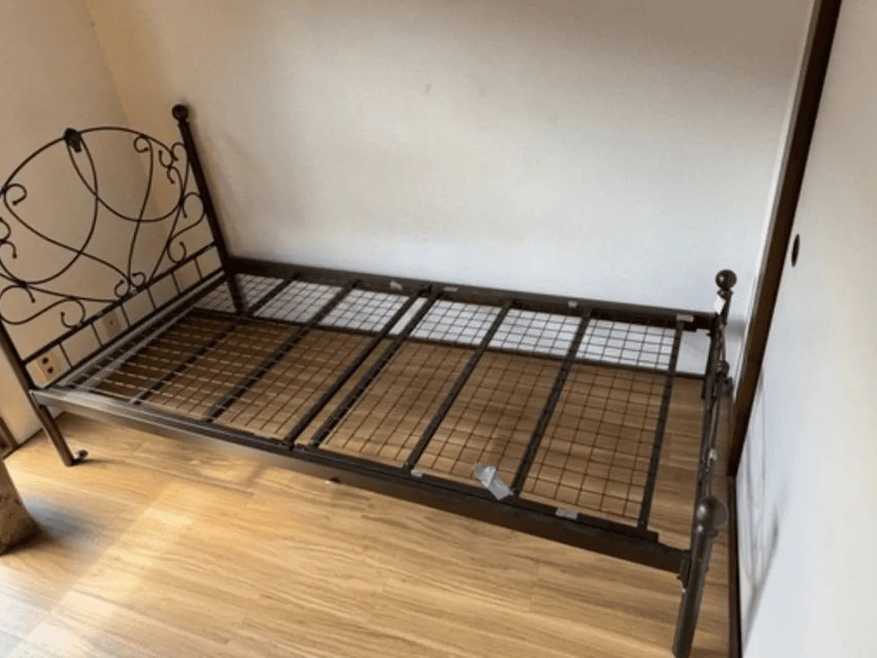 日野市でのベッドフレームの不用品回収