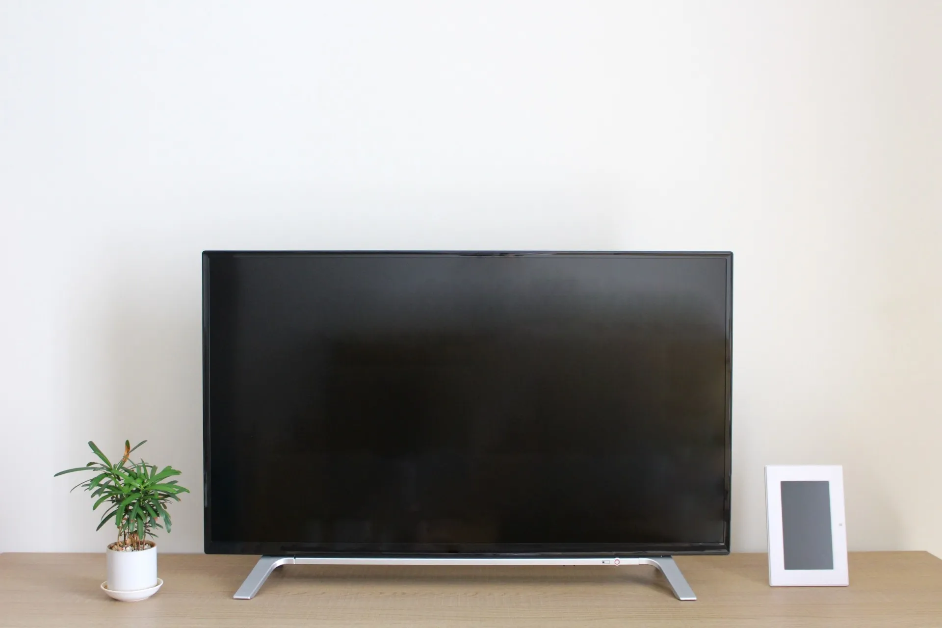 【現代にテレビはいらない？】不要なテレビを賢く不用品回収で手放す方法