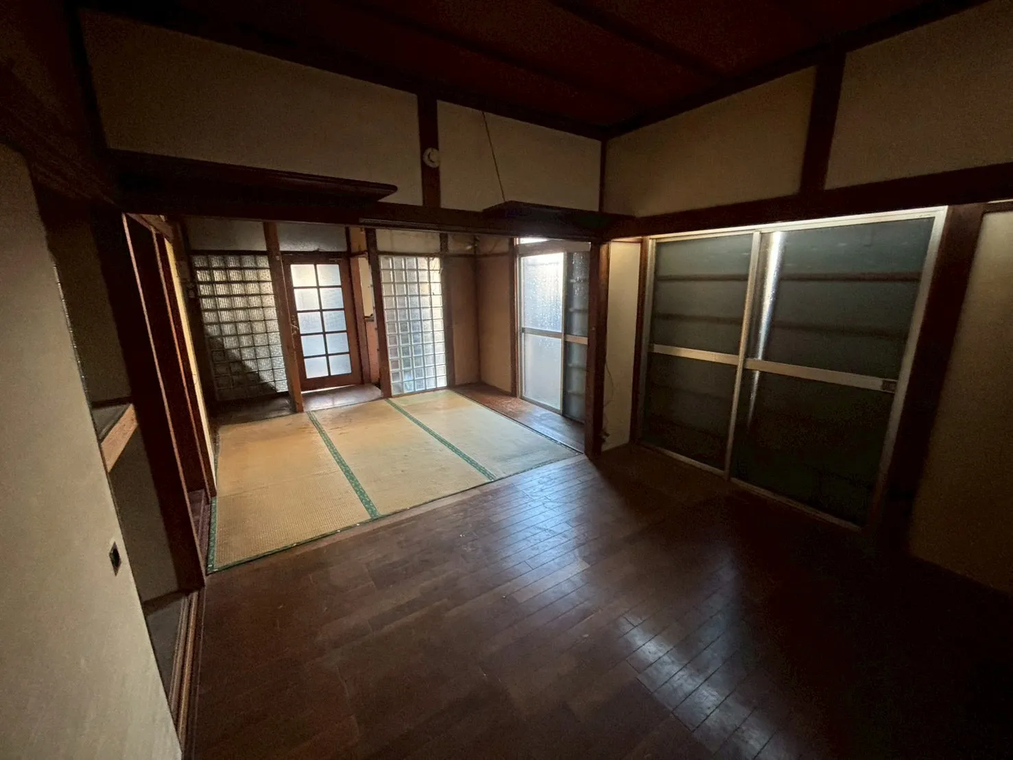 練馬区の残置物撤去後のリビング