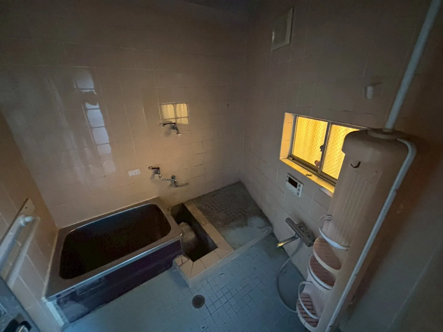 練馬区の残置物撤去した後のお風呂