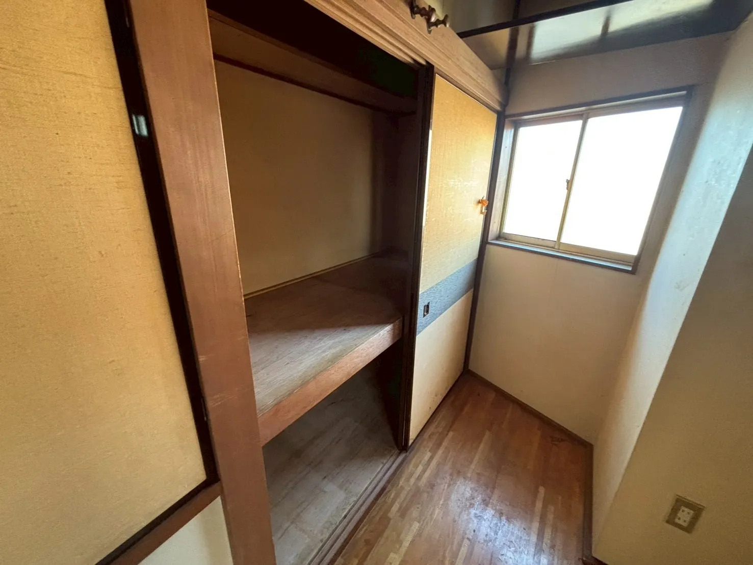 練馬区残置物撤去した後の部屋